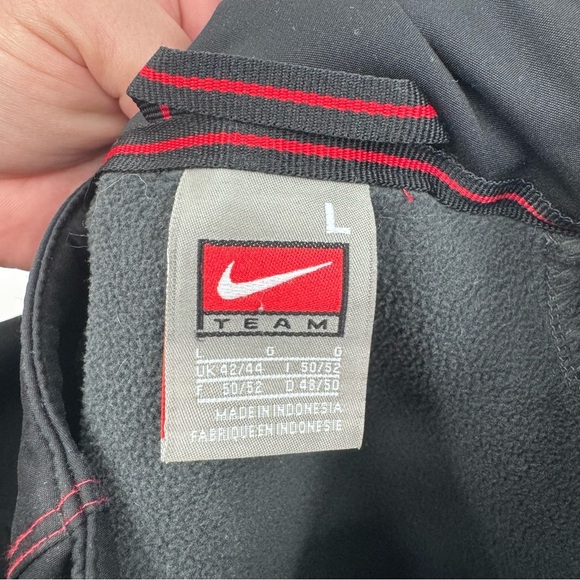 St Johns College Nike Jacket Men Large Black Full Zip Red Embroidery Soft Shell - Picture 9 of 13